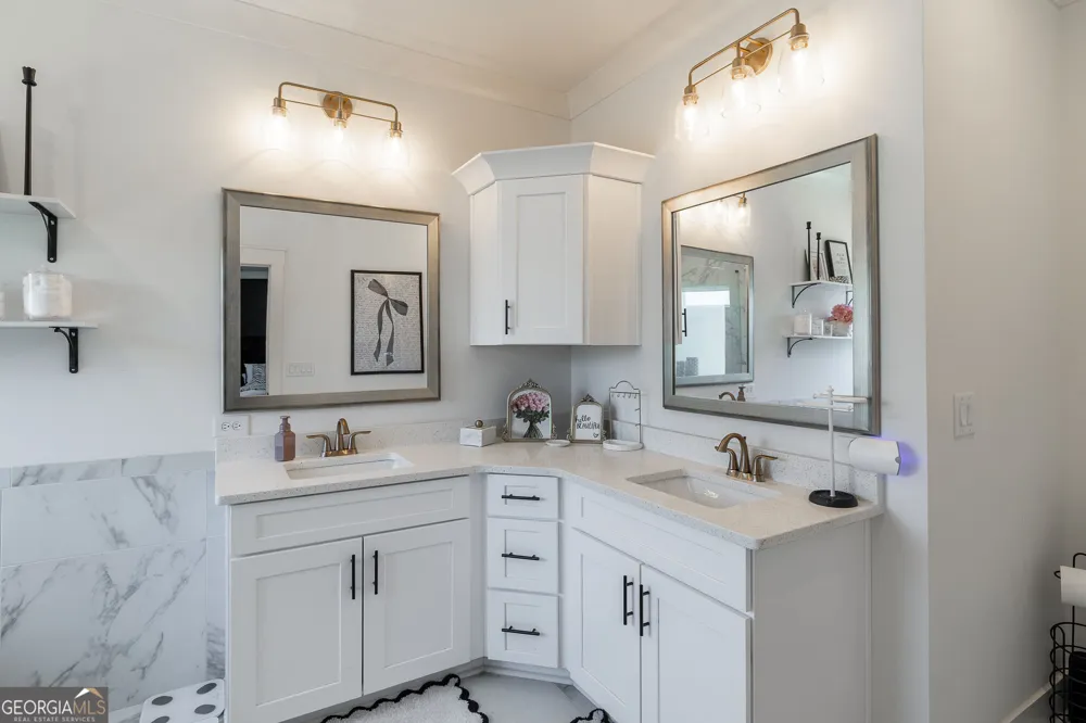 105 Red Bluff DR Athens, GA 30607