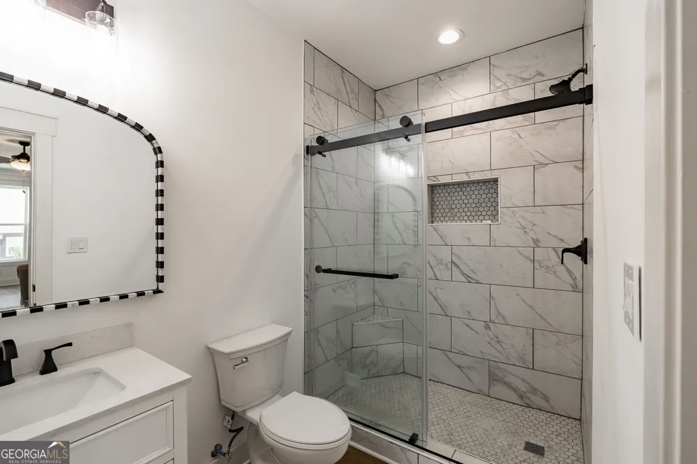 105 Red Bluff DR Athens, GA 30607