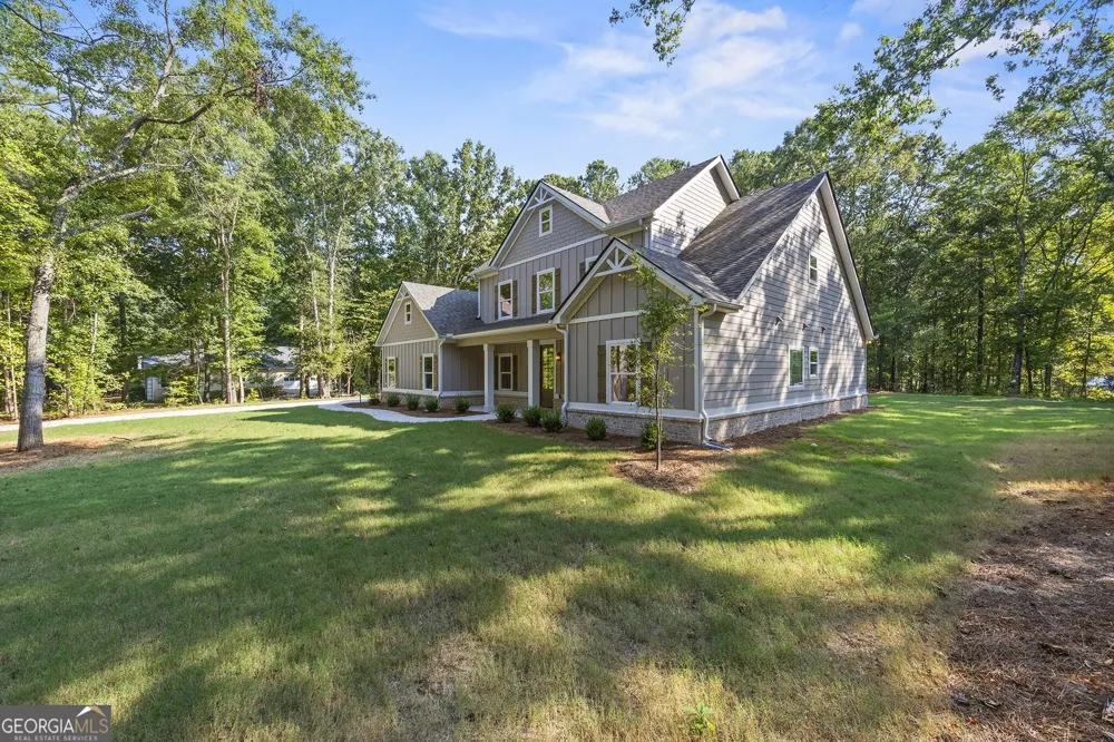 546 Harbour Shores Jackson, GA 30233