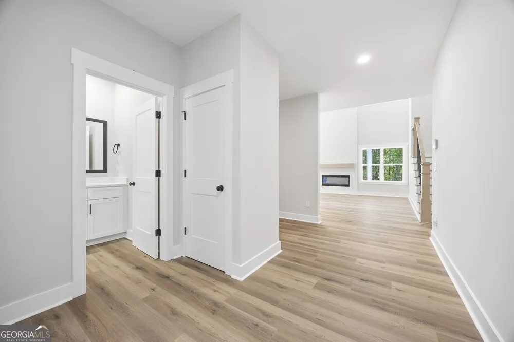 546 Harbour Shores Jackson, GA 30233