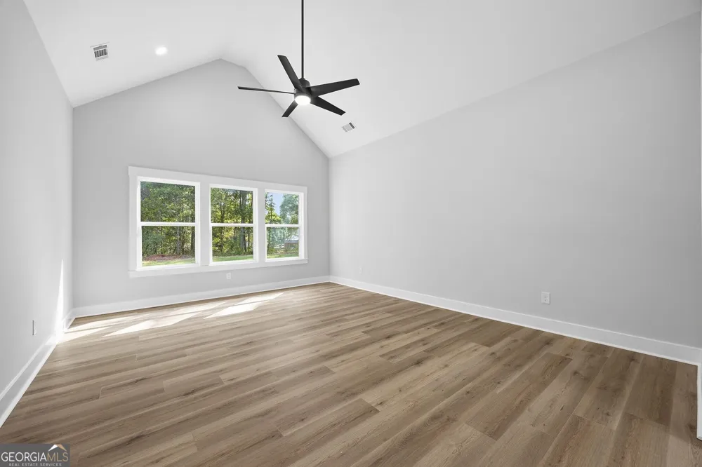 546 Harbour Shores Jackson, GA 30233
