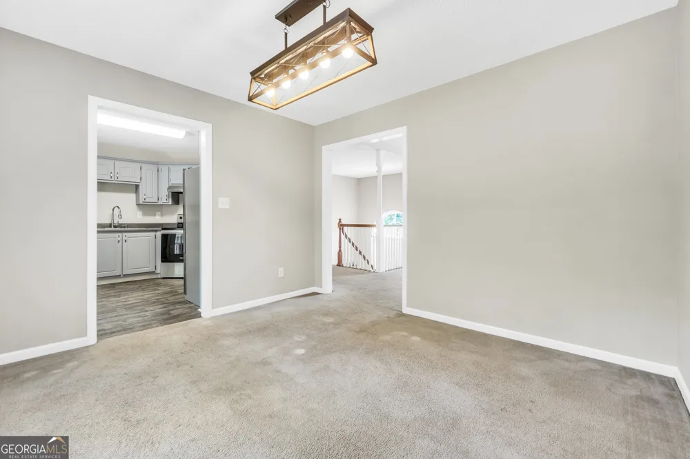 105 Dawn CT Jackson, GA 30233