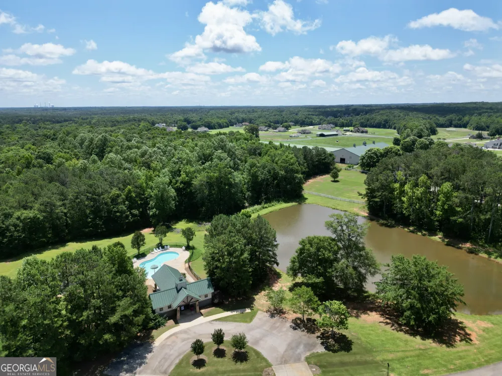 110 Whirlaway CT Forsyth, GA 31029