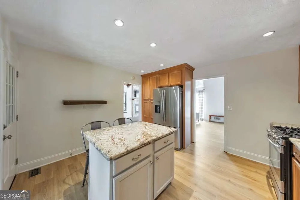 3701 Thornwood WAY Marietta, GA 30062