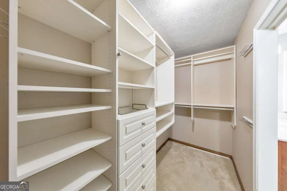 3701 Thornwood WAY Marietta, GA 30062