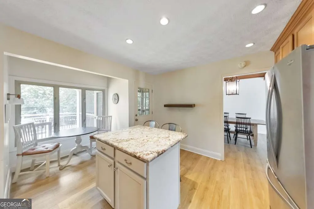 3701 Thornwood WAY Marietta, GA 30062