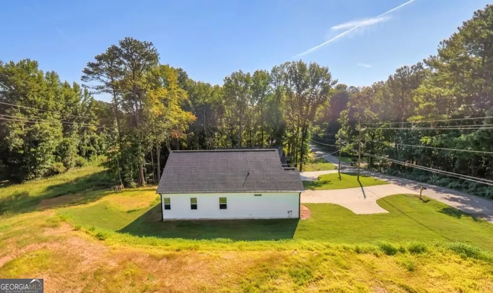 1118 Whispering Hills DR Bremen, GA 30110