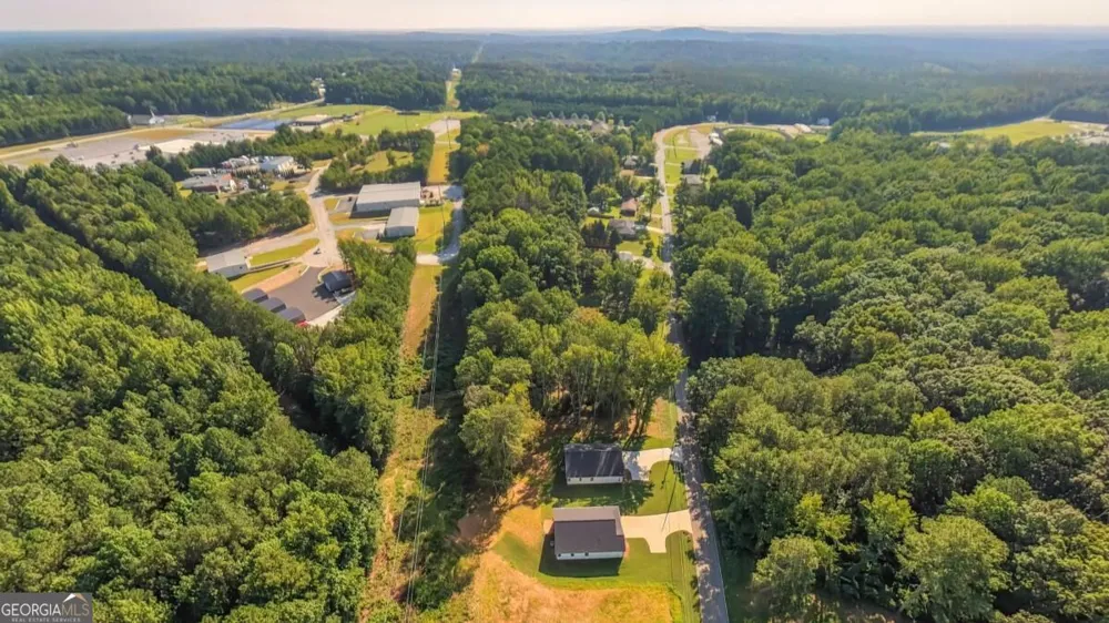 1118 Whispering Hills DR Bremen, GA 30110