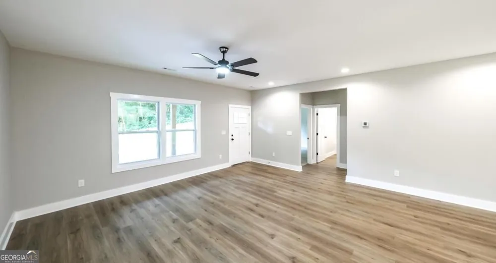 1118 Whispering Hills DR Bremen, GA 30110