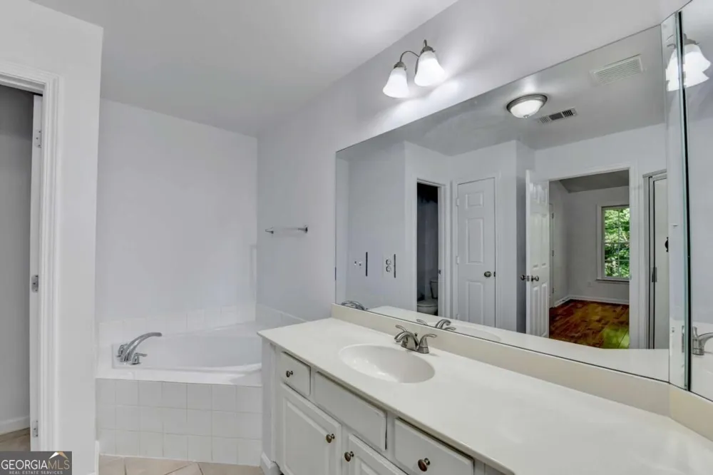 5510 Stonewood CT Norcross, GA 30093
