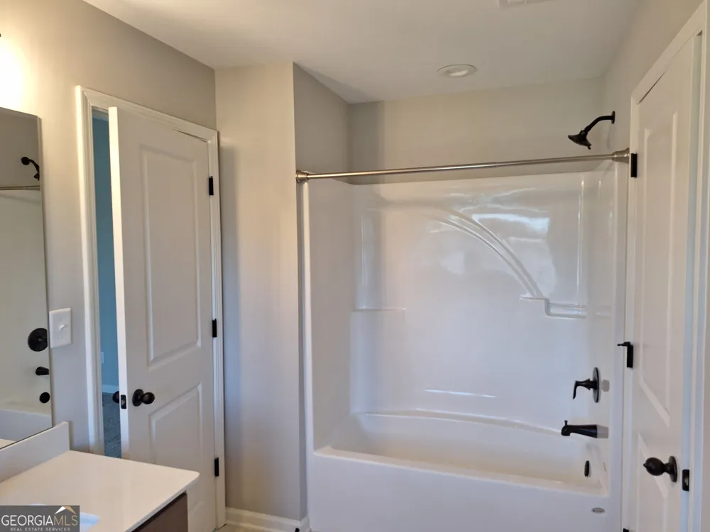 420 Cambrian DR Kathleen, GA 31047