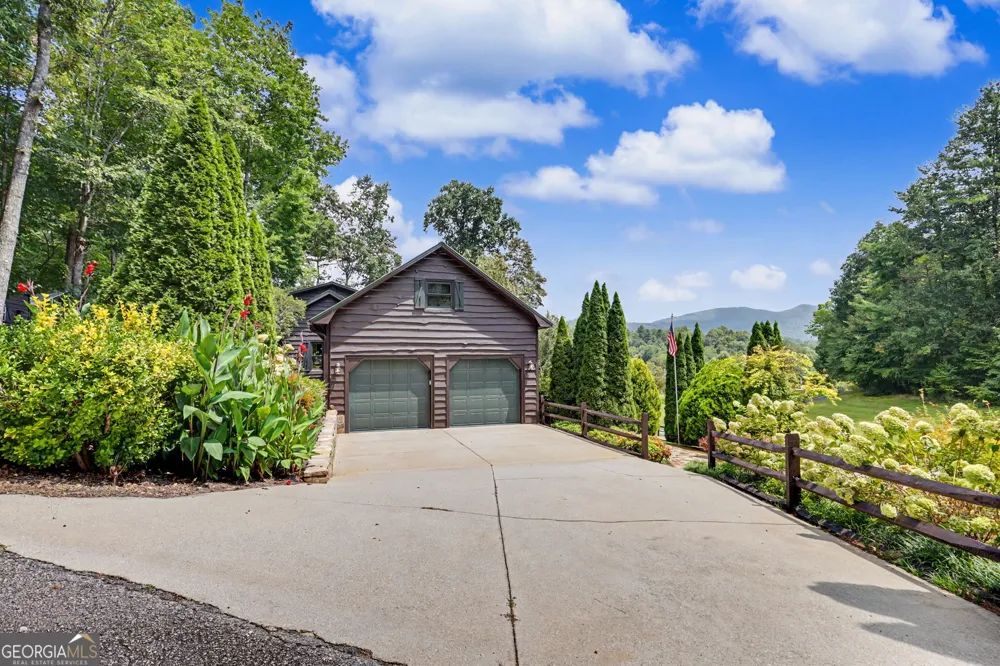259 Eagle Chase CIR Dillard, GA 30537