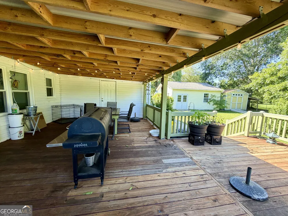 312 N Line ST Dexter, GA 31019