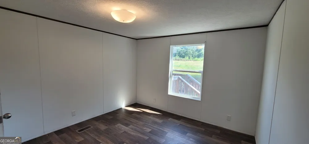 136 Bud Freeman RD Royston, GA 30662