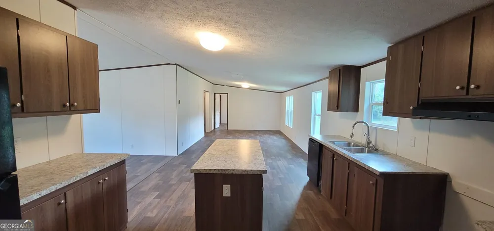 136 Bud Freeman RD Royston, GA 30662