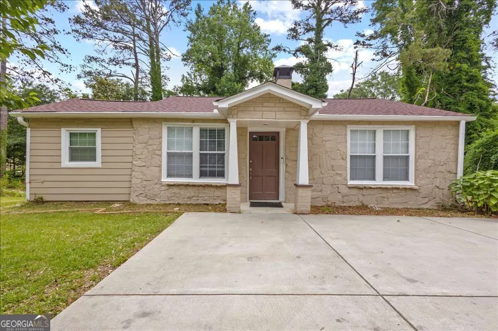 4348 Midway RD Douglasville, GA 30134