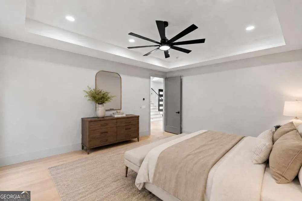 2709 Collins Hill Rd Lawrenceville, GA 30043