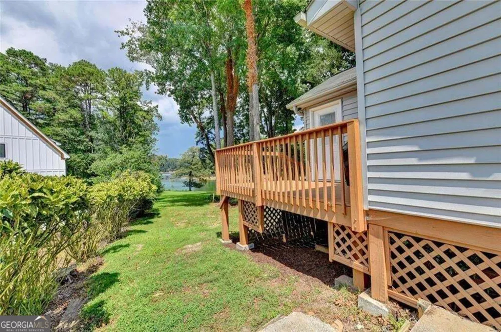 7470 Fields DR Cumming, GA 30041