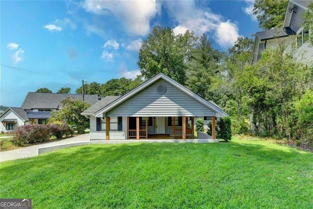 7470 Fields DR Cumming, GA 30041