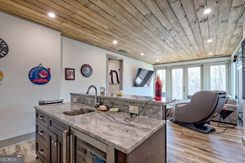 804 Settlers Ridge RD Ellijay, GA 30540