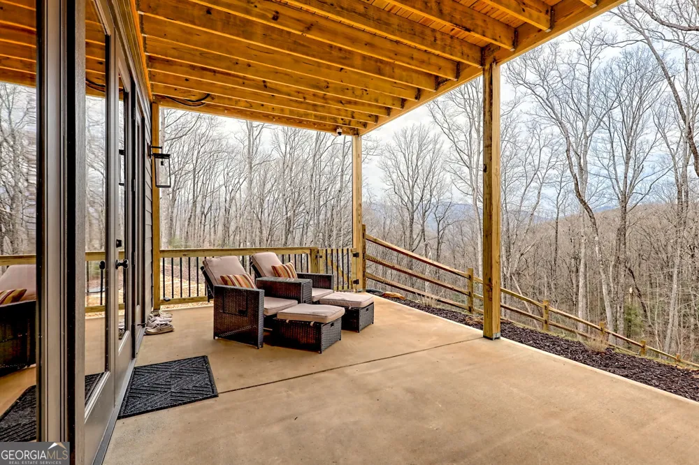 804 Settlers Ridge RD Ellijay, GA 30540