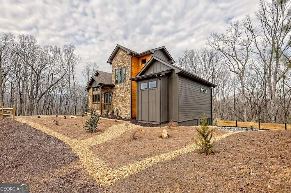 804 Settlers Ridge RD Ellijay, GA 30540