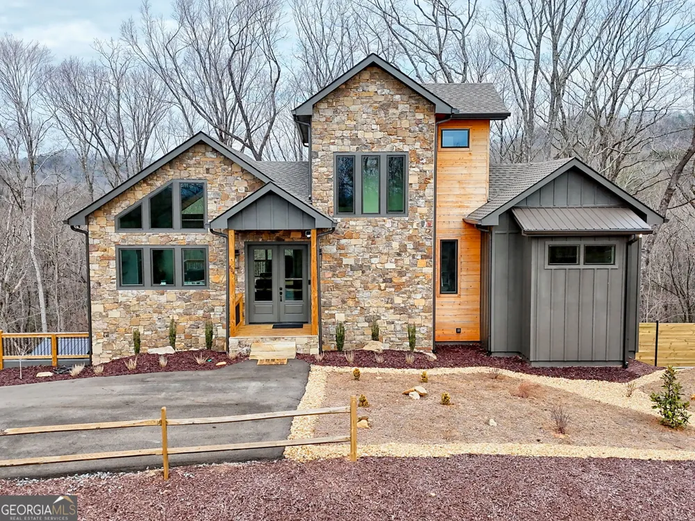 804 Settlers Ridge RD Ellijay, GA 30540