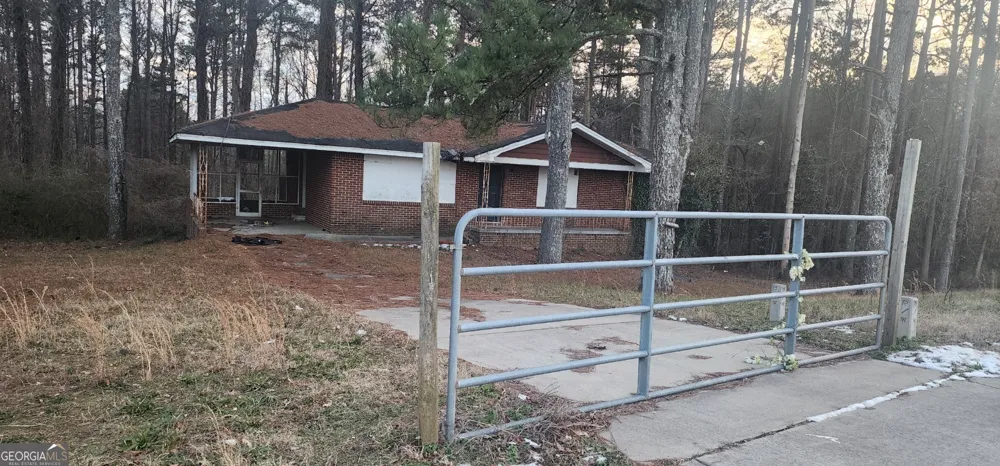1882 Godby RD Atlanta, GA 30349