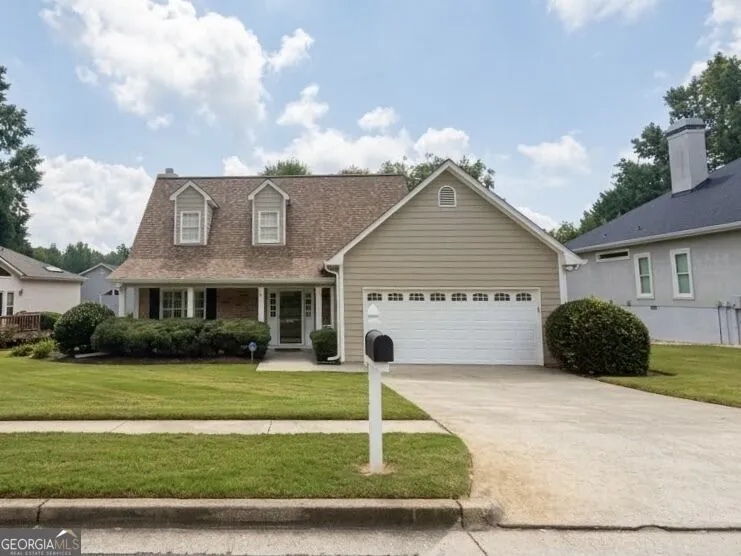 215 Brittany Chase Fayetteville, GA 30214