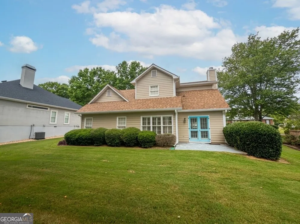 215 Brittany Chase Fayetteville, GA 30214