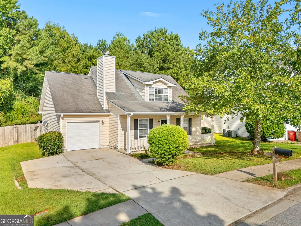 6783 Saganaw DR Rex, GA 30273