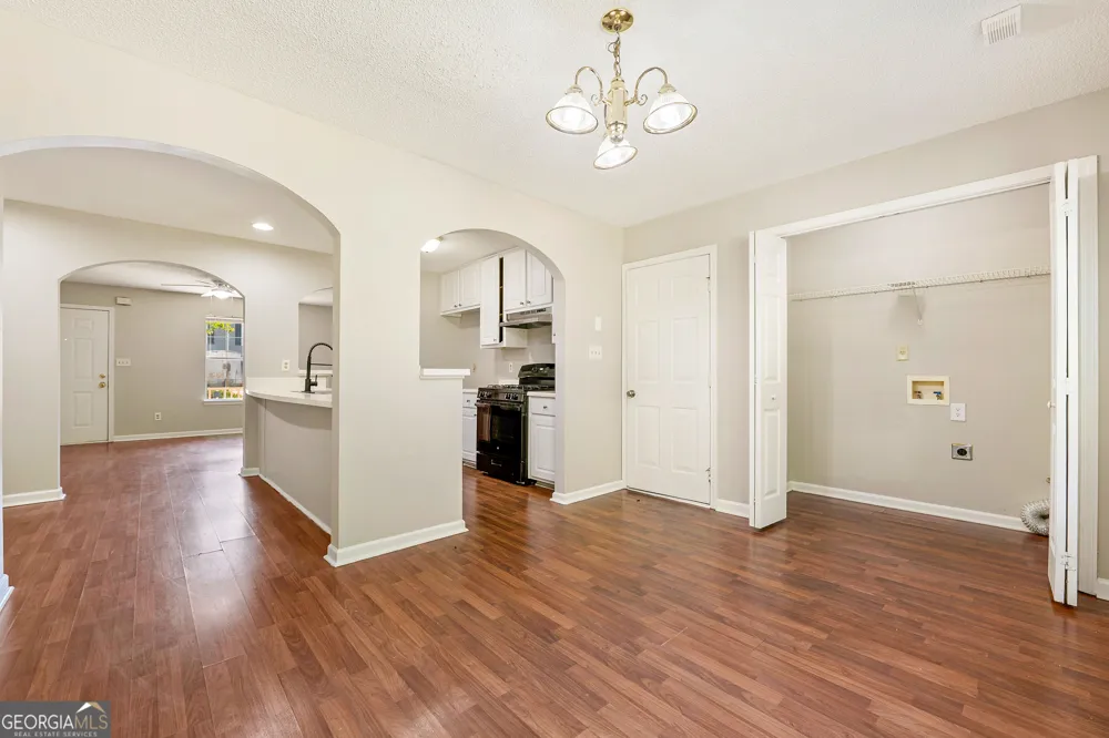 6783 Saganaw DR Rex, GA 30273