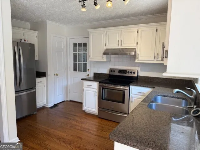 35 Chatsworth CIR Newnan, GA 30265