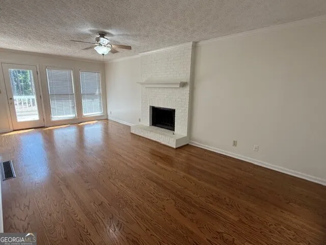35 Chatsworth CIR Newnan, GA 30265