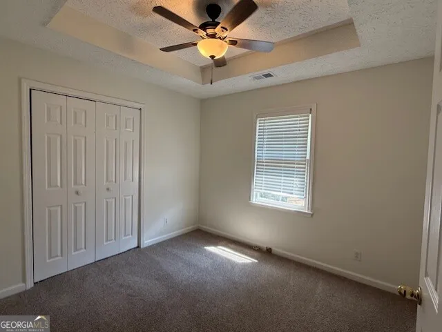 35 Chatsworth CIR Newnan, GA 30265