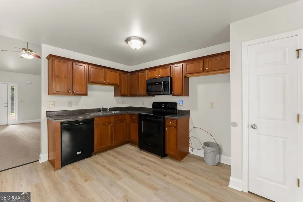 5344 Stephens RD Oakwood, GA 30566