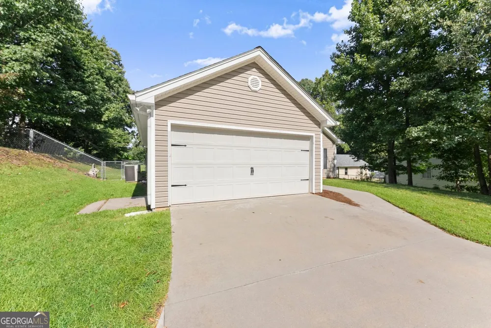 5344 Stephens RD Oakwood, GA 30566