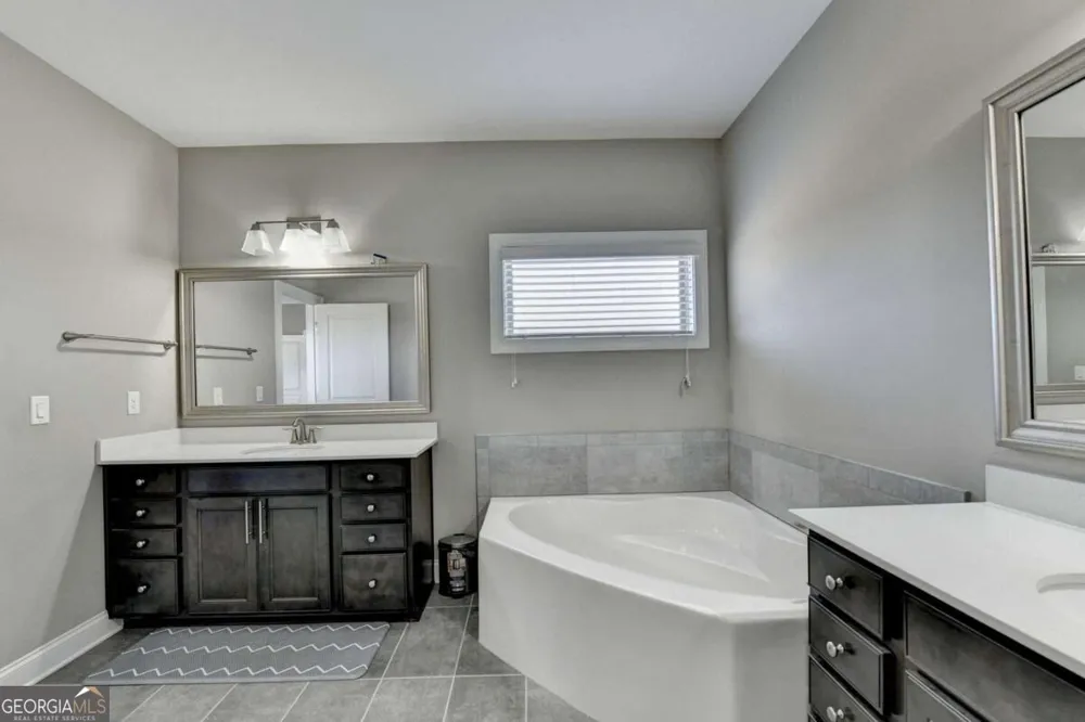 4111 Woodward Walk LN Suwanee, GA 30024
