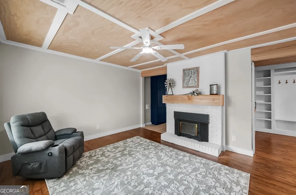 1015 Sid Hunter RD Senoia, GA 30276