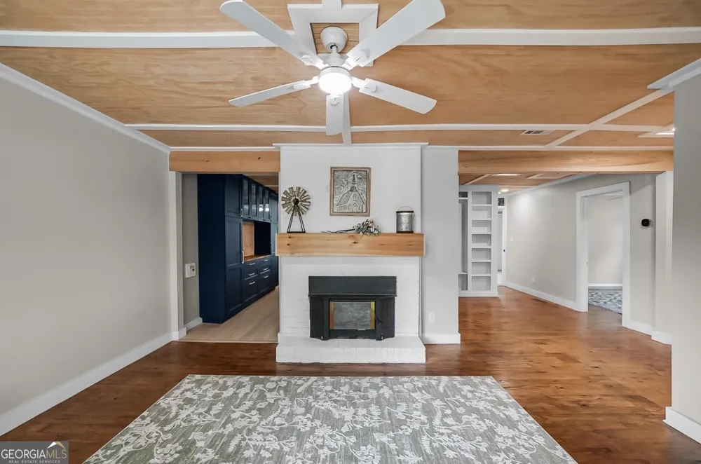 1015 Sid Hunter RD Senoia, GA 30276
