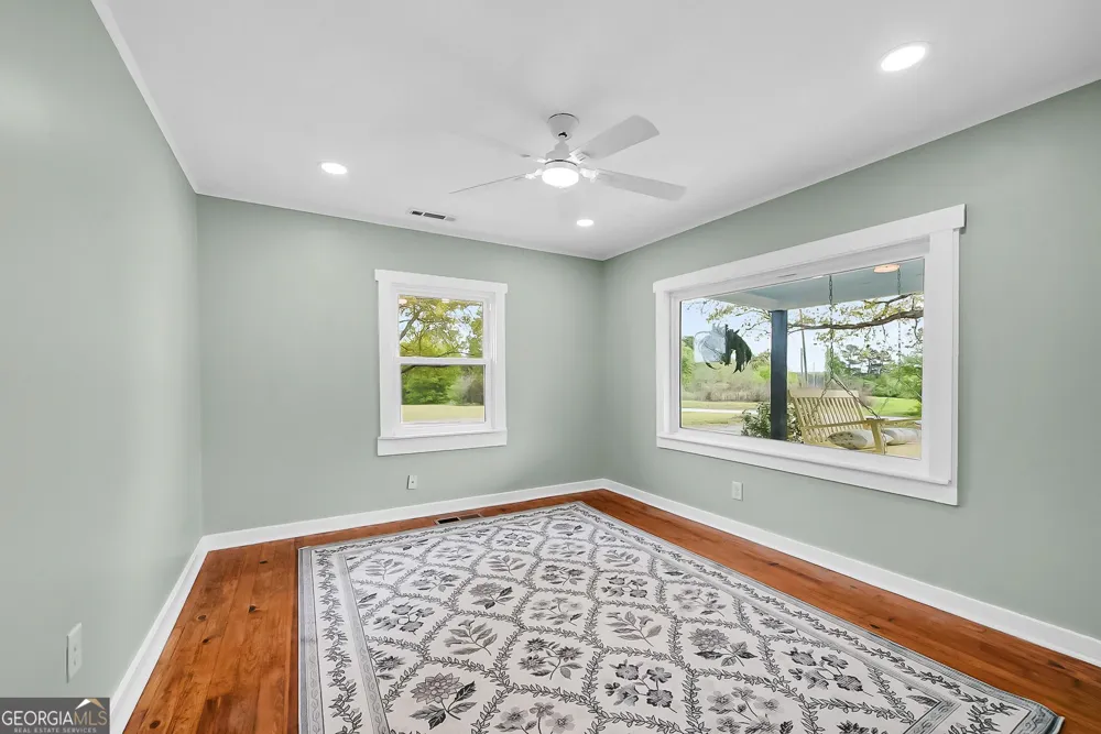 1015 Sid Hunter RD Senoia, GA 30276