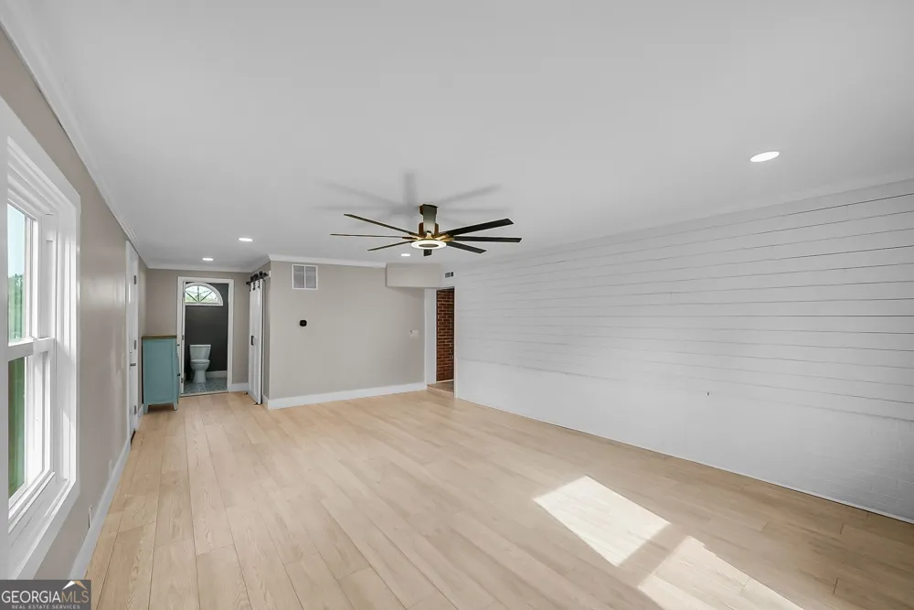 1015 Sid Hunter RD Senoia, GA 30276