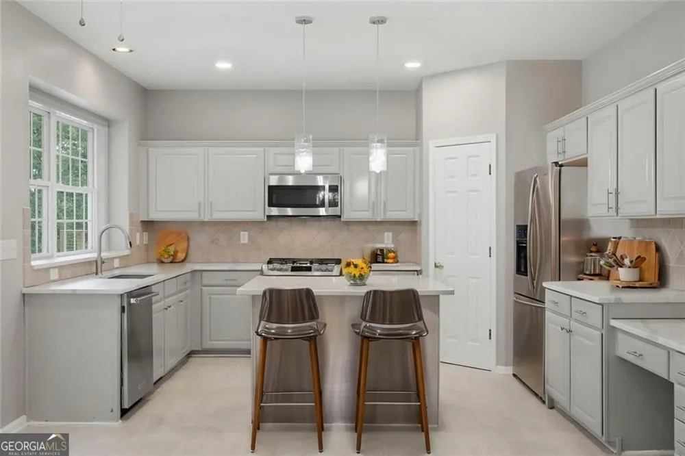 770 Glastonbury CT Cumming, GA 30041
