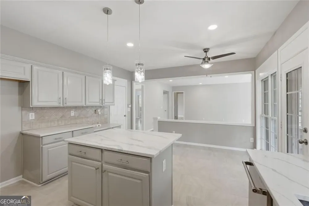 770 Glastonbury CT Cumming, GA 30041