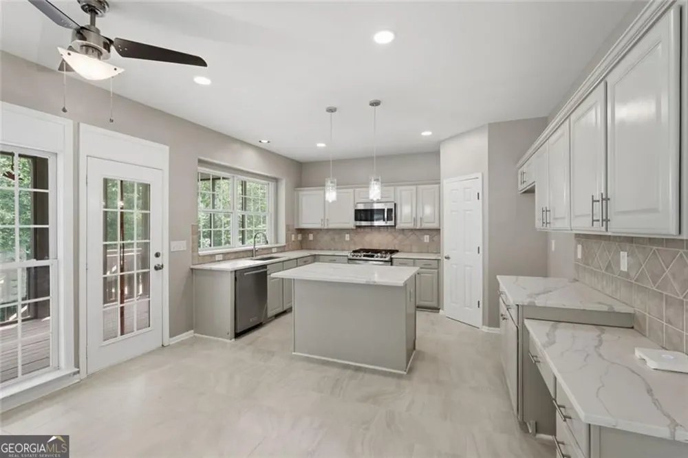 770 Glastonbury CT Cumming, GA 30041