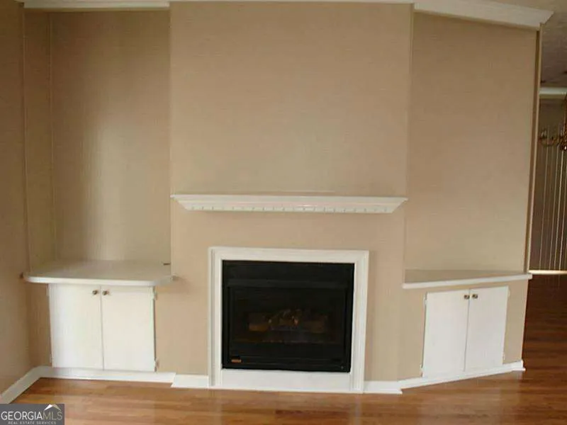 972 Windcroft CIR NW Acworth, GA 30101
