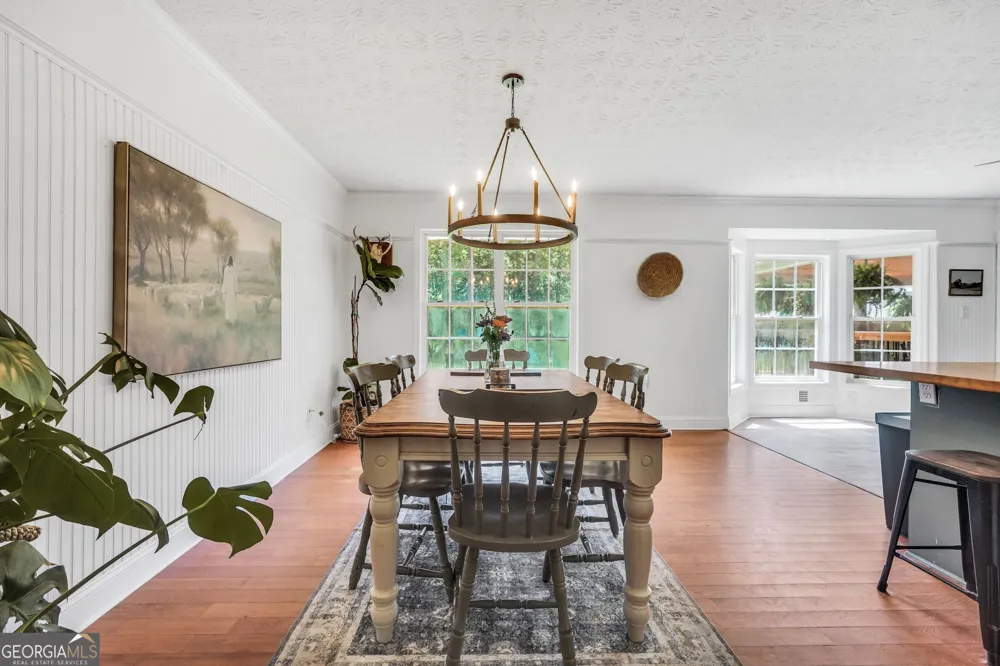 2182 Leguin Mill RD Locust Grove, GA 30248