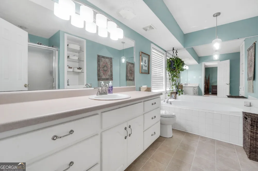 2182 Leguin Mill RD Locust Grove, GA 30248