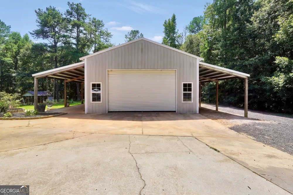 2182 Leguin Mill RD Locust Grove, GA 30248