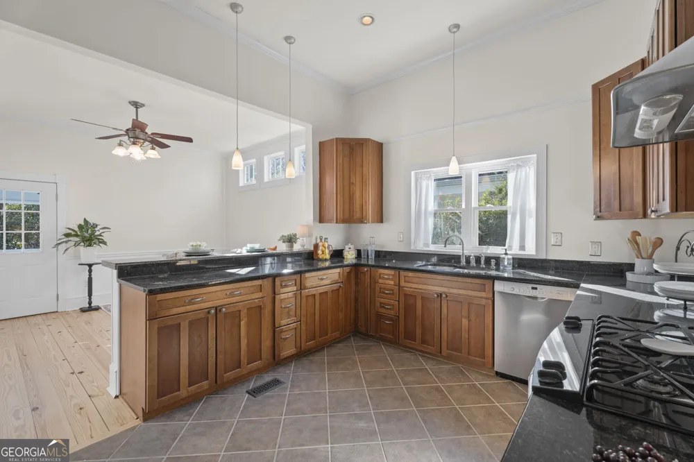 114 Cleveland ST McDonough, GA 30253